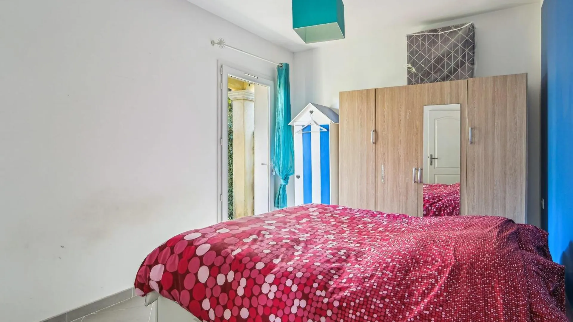 Villa Avec Pisicne Proche Mer Frejus 8 Pers